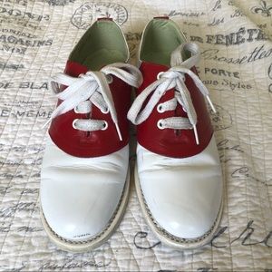 SUPER cool leather saddle shoes / oxfords